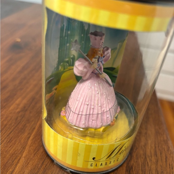 1999 Wizard of Oz miniature classic collection - Glinda - Picture 3 of 7